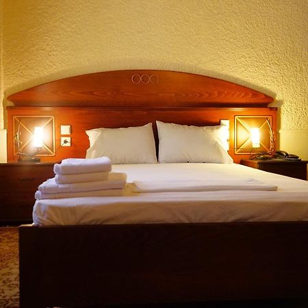Chania Hotel Exterior photo